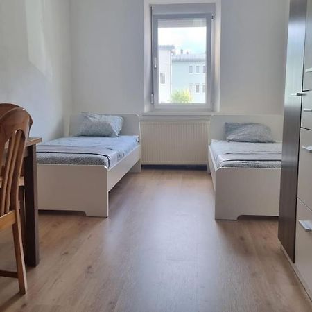 Apartment Mit 2 Betten Inklusive Gratis Parkplatz Graz Exteriör bild